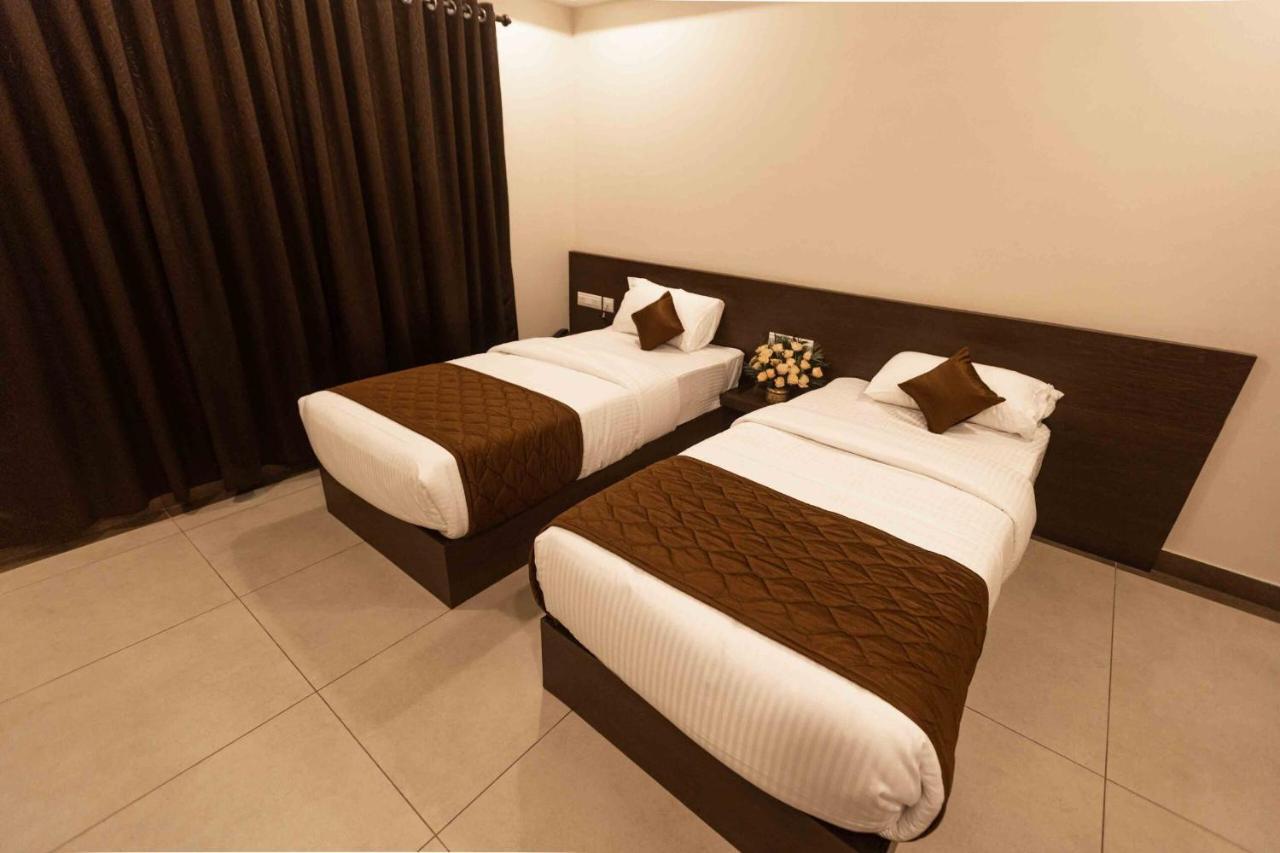 Hotel Pankaj Residency Guruvayur Exterior photo