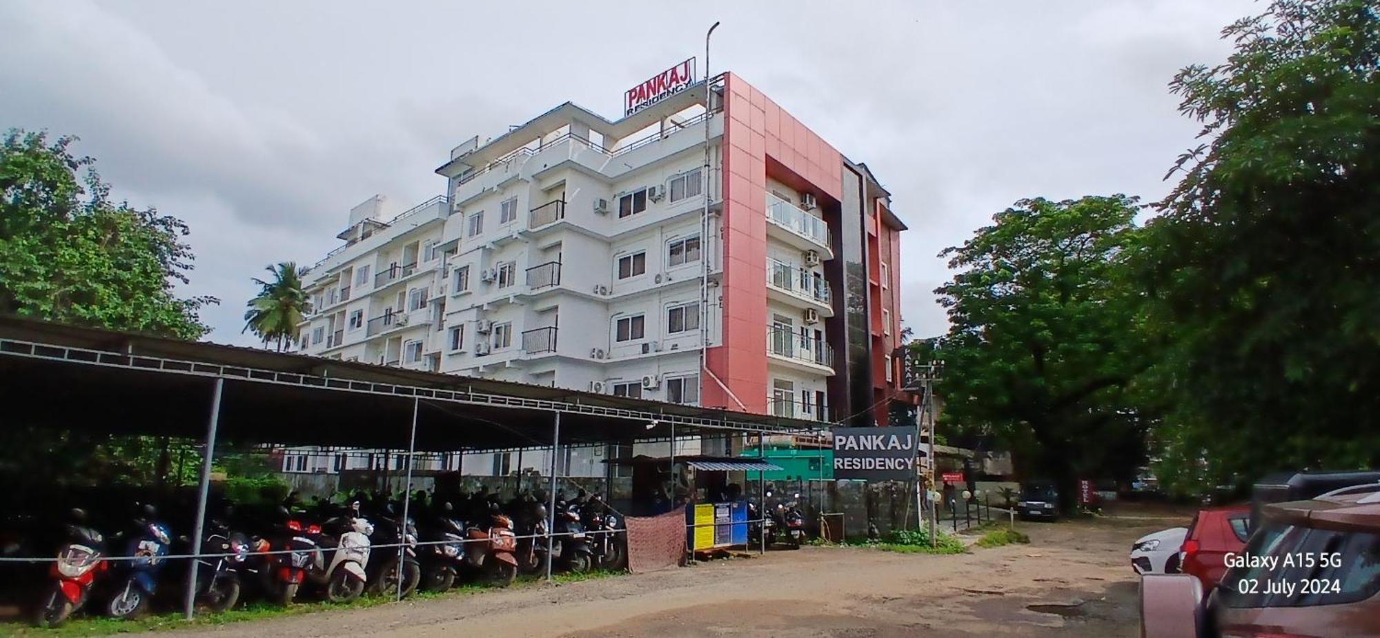 Hotel Pankaj Residency Guruvayur Exterior photo